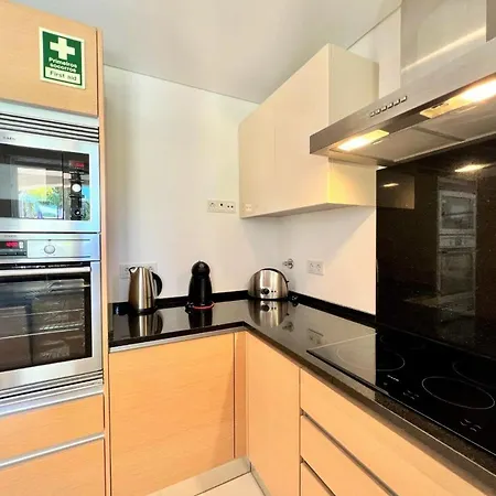 Formoso - 3 Bedroom With Shared Pool