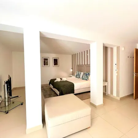 Formoso - 3 Bedroom With Shared Pool * Loulé